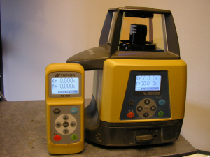 Begagnad 2-fallslaser Topcon RL-200 2s i gruppen Begagnade Instrument hos Bygglaserteknik (BegRL2002s2)